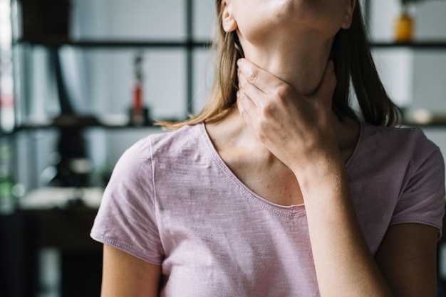 Признаки болезни щитовидной железы у женщин