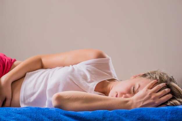 Почему возникают боли в животе при лежании на животе?