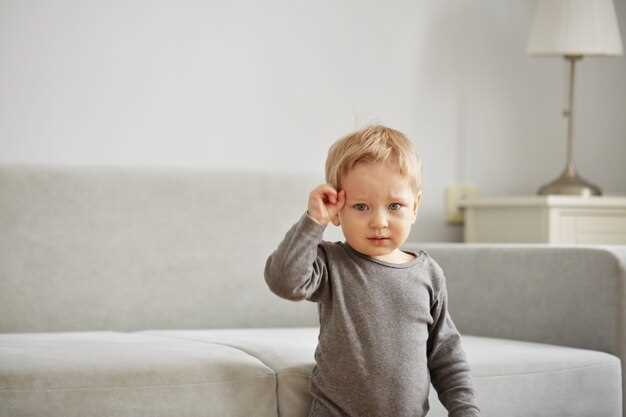 Что делать, если у пятилетнего ребенка болит ухо